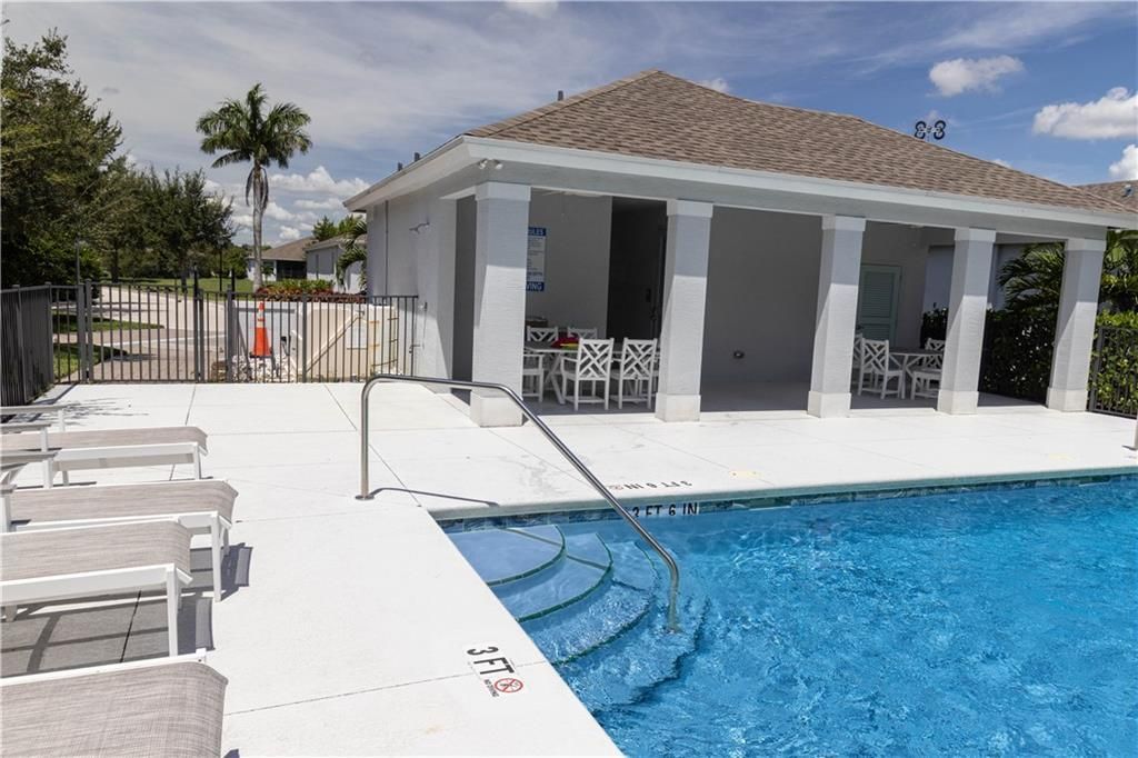 出租: $2,500 (3 贝兹, 2 浴室, 1624 平方英尺)