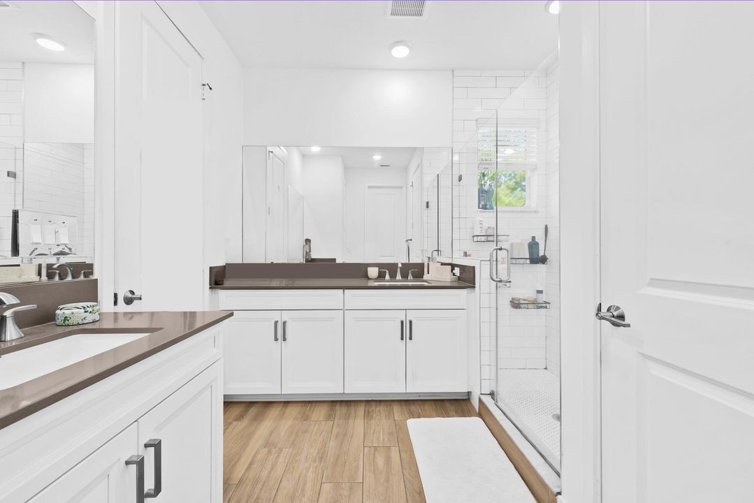 Active With Contract: $630,000 (3 beds, 2 baths, 2320 Square Feet)