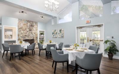 出租: $3,850 (2 贝兹, 2 浴室, 1152 平方英尺)