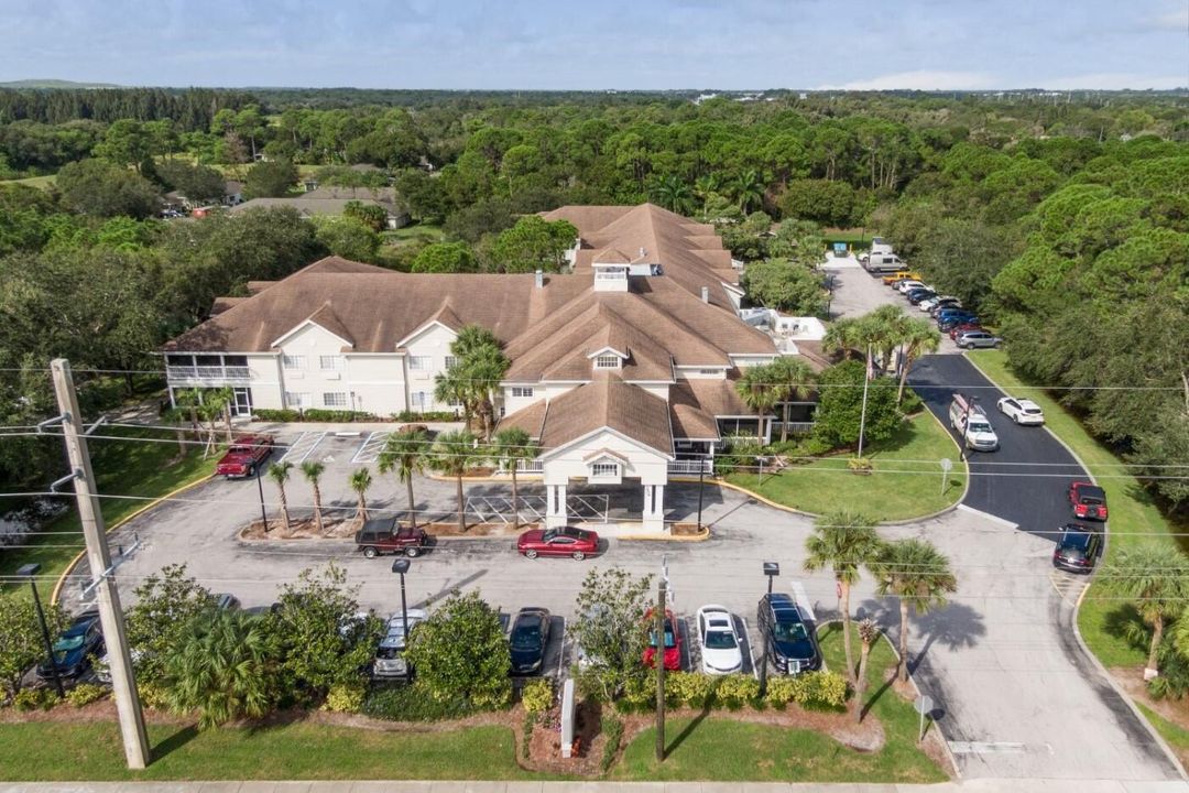 For Rent: $3,950 (2 beds, 2 baths, 1152 Square Feet)