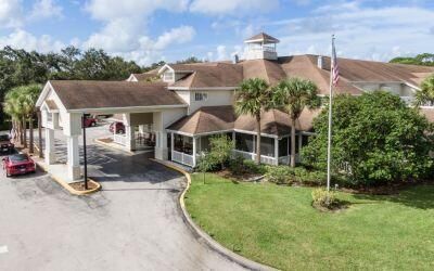 For Rent: $3,850 (2 beds, 2 baths, 1152 Square Feet)