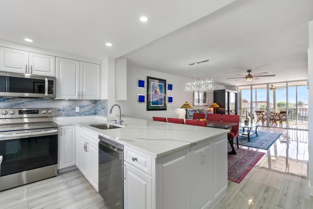 Activo con contrato: $4,000 (2 camas, 2 baños, 1200 Pies cuadrados)