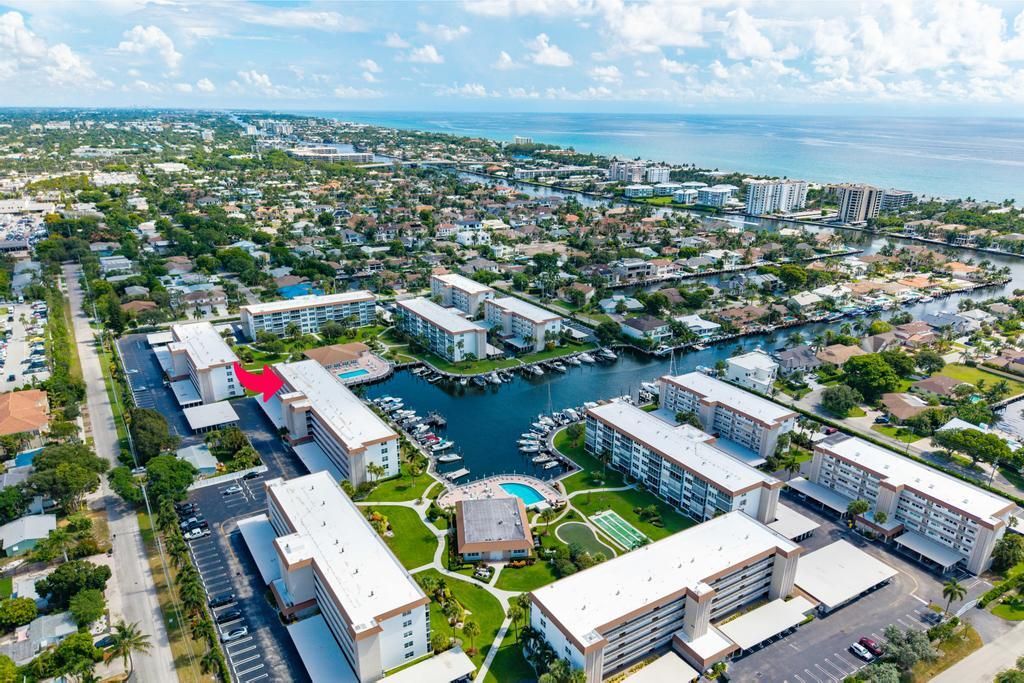 Activo con contrato: $4,000 (2 camas, 2 baños, 1200 Pies cuadrados)