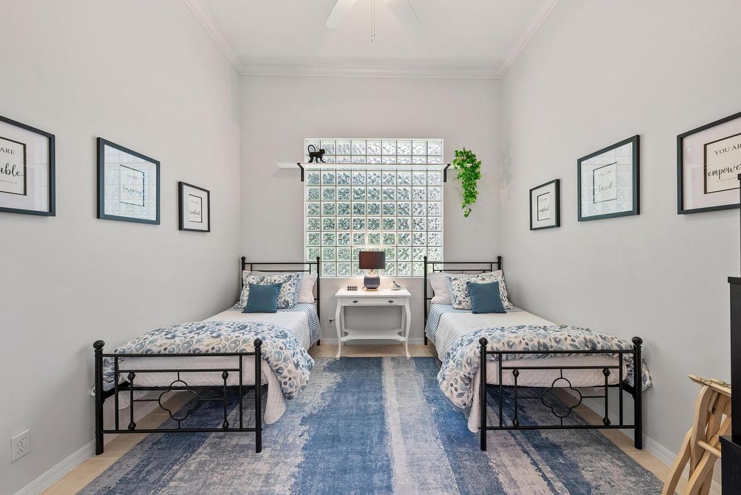 For Sale: $548,500 (3 beds, 2 baths, 2200 Square Feet)