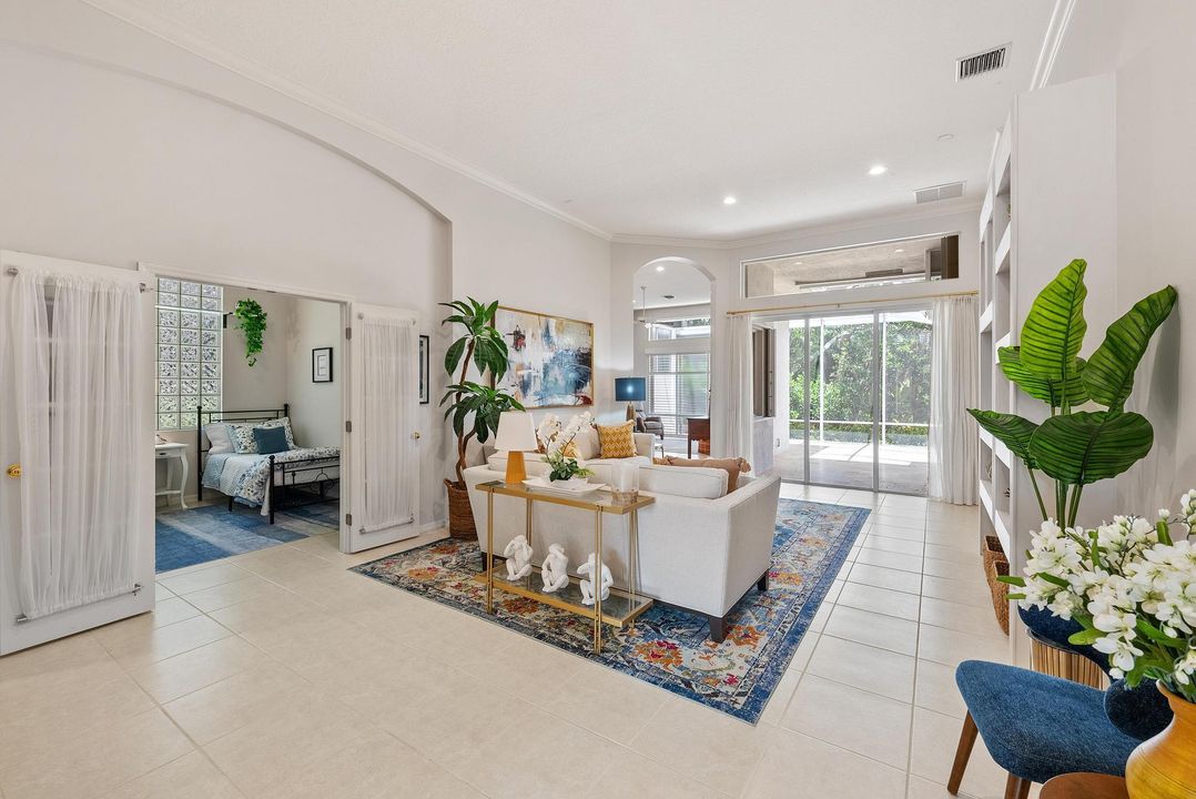 For Sale: $548,500 (3 beds, 2 baths, 2200 Square Feet)