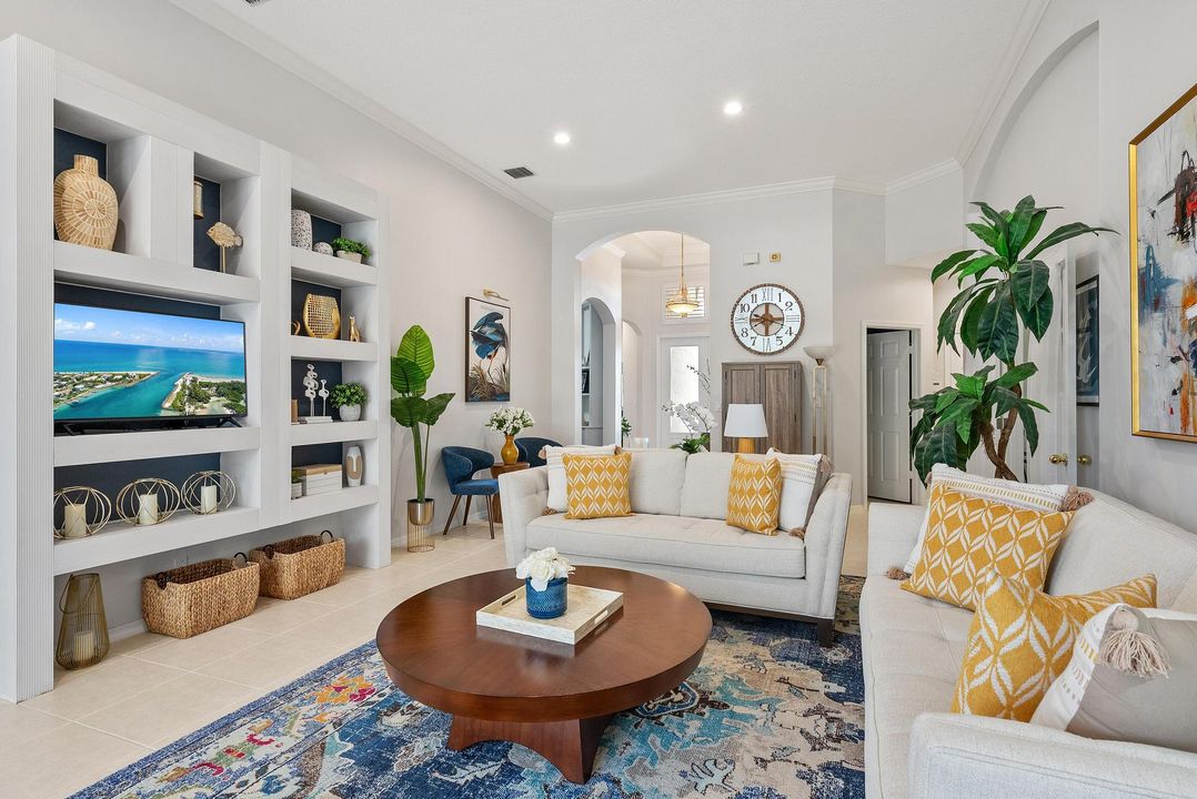 For Sale: $548,500 (3 beds, 2 baths, 2200 Square Feet)