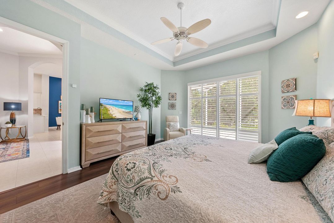 For Sale: $548,500 (3 beds, 2 baths, 2200 Square Feet)