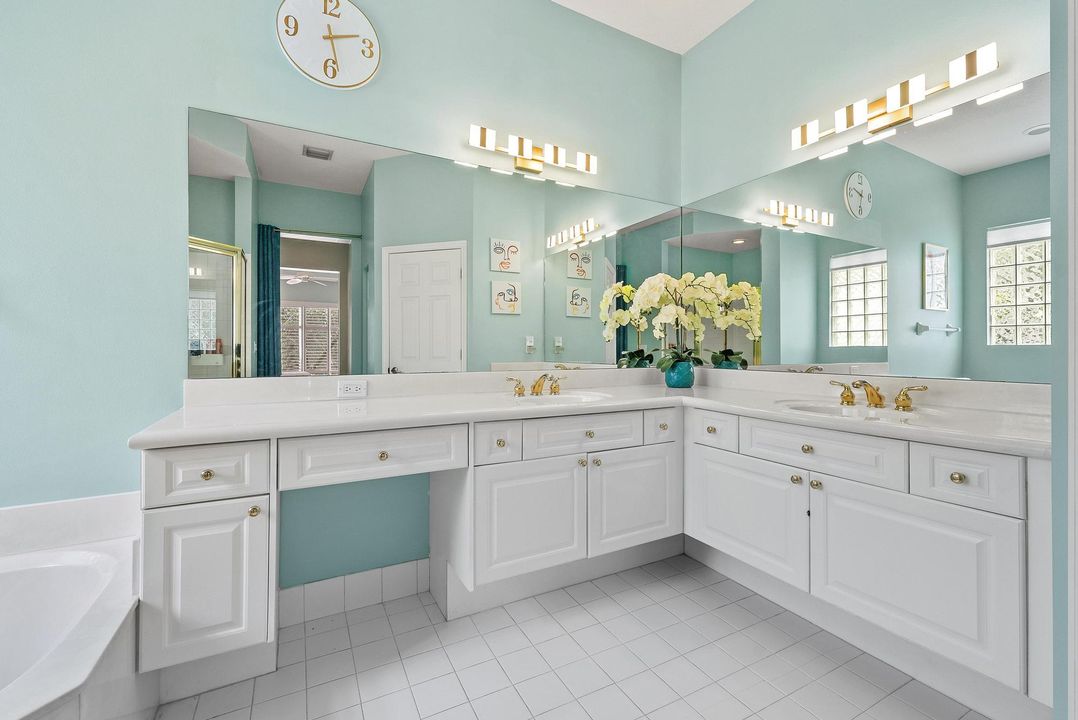 For Sale: $548,500 (3 beds, 2 baths, 2200 Square Feet)