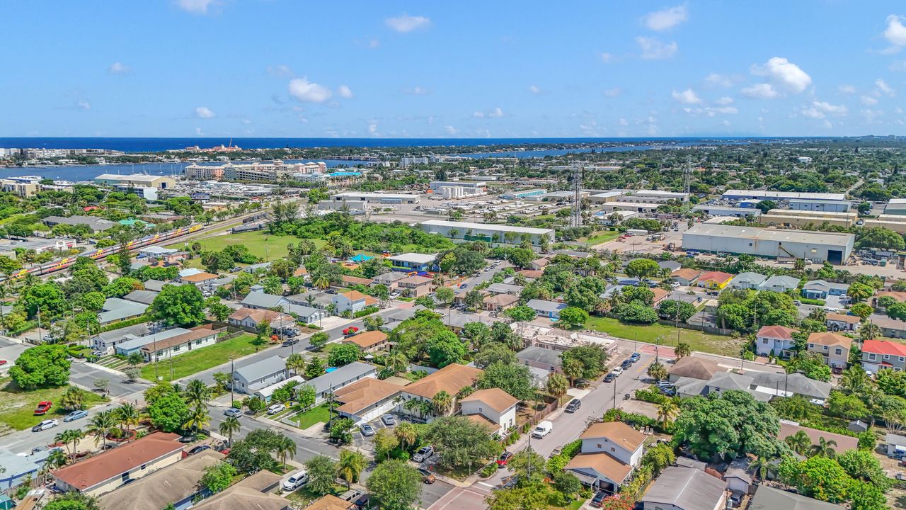 For Sale: $1,250,000 (0 beds, 0 baths, 4528 Square Feet)