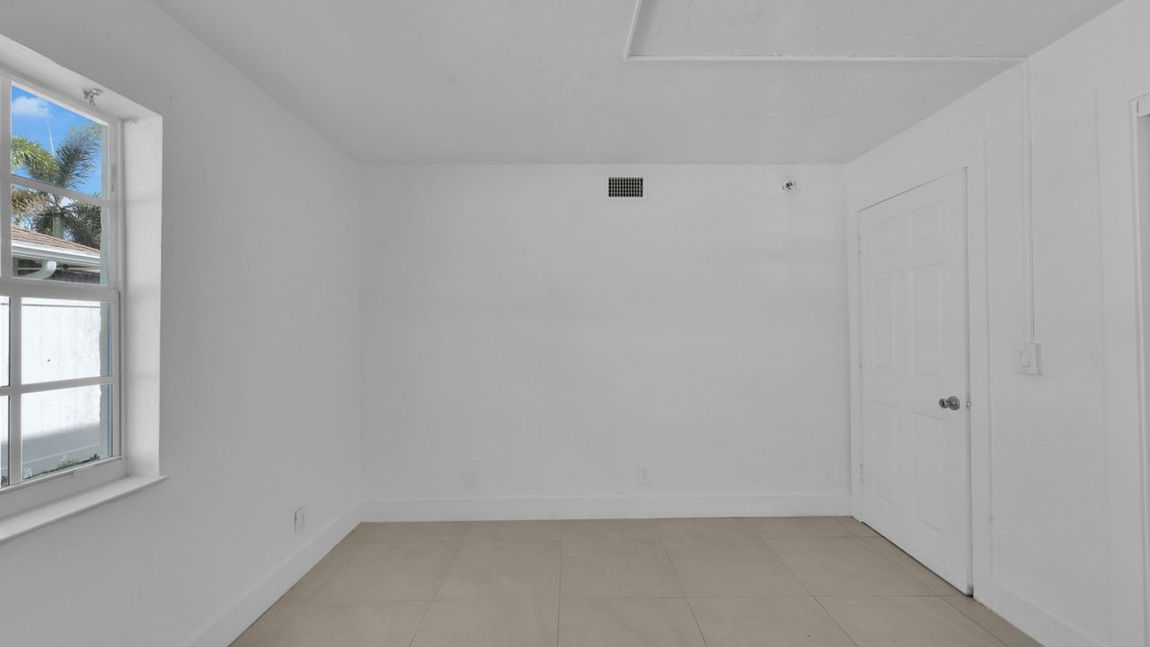 For Sale: $1,250,000 (0 beds, 0 baths, 4528 Square Feet)