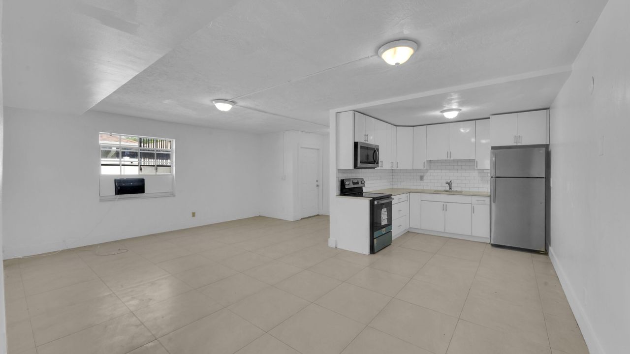 For Sale: $1,250,000 (0 beds, 0 baths, 4528 Square Feet)