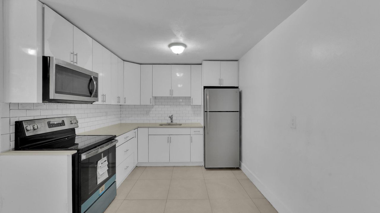 For Sale: $1,250,000 (0 beds, 0 baths, 4528 Square Feet)