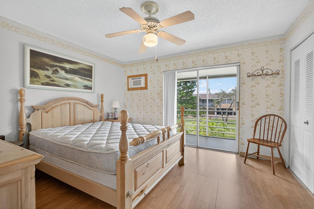 For Sale: $62,500 (1 beds, 1 baths, 570 Square Feet)