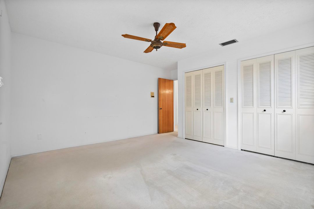 For Sale: $995,000 (3 beds, 2 baths, 1982 Square Feet)