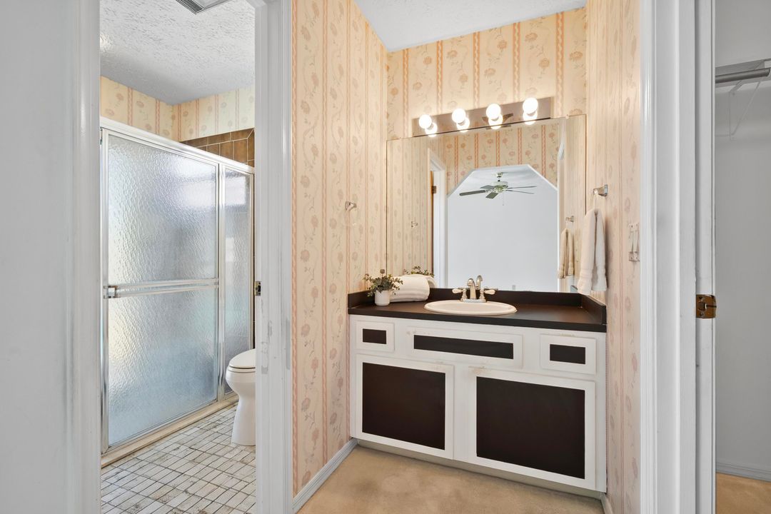 For Sale: $995,000 (3 beds, 2 baths, 1982 Square Feet)