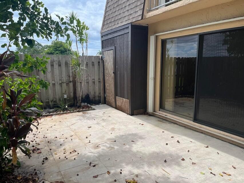 待售: $274,900 (2 贝兹, 2 浴室, 1262 平方英尺)