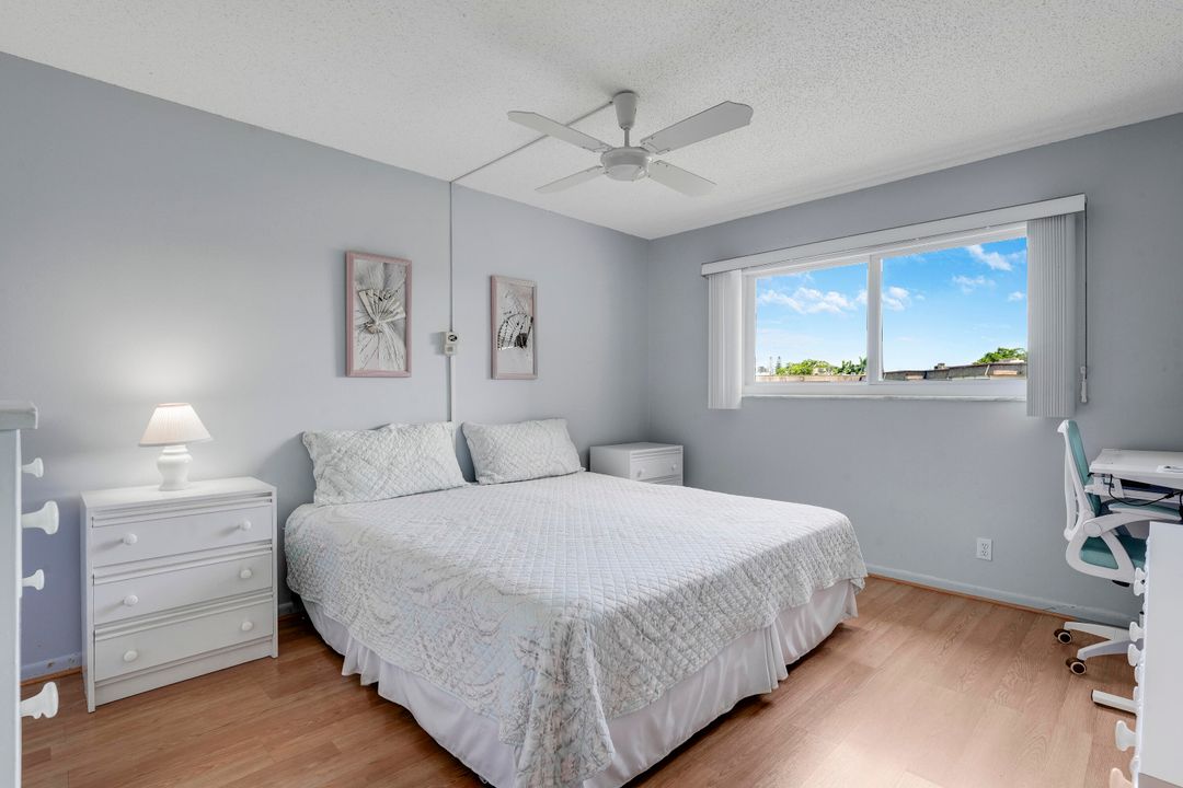 For Sale: $68,000 (1 beds, 1 baths, 705 Square Feet)