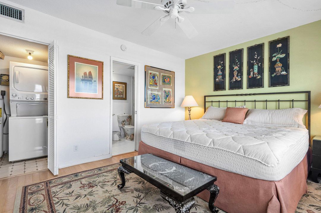 For Sale: $359,000 (2 beds, 2 baths, 1020 Square Feet)