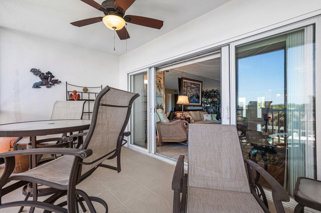 For Sale: $359,000 (2 beds, 2 baths, 1020 Square Feet)