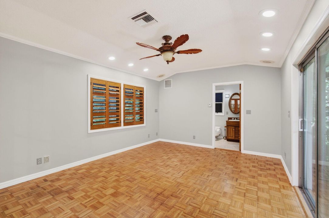 Под контрактом: $1,000,000 (4 спален, 4 ванн, 2480 Квадратных фут)