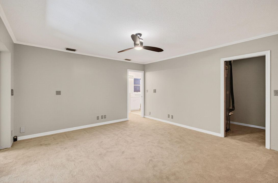 Под контрактом: $1,000,000 (4 спален, 4 ванн, 2480 Квадратных фут)