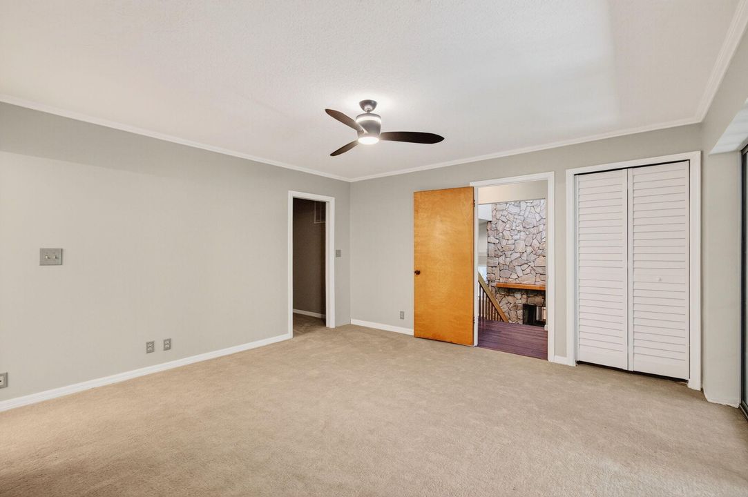 Под контрактом: $1,000,000 (4 спален, 4 ванн, 2480 Квадратных фут)