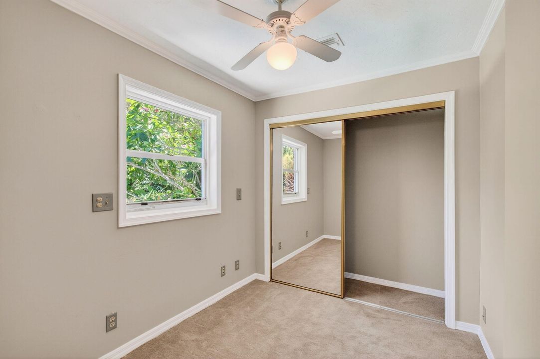 Под контрактом: $1,000,000 (4 спален, 4 ванн, 2480 Квадратных фут)