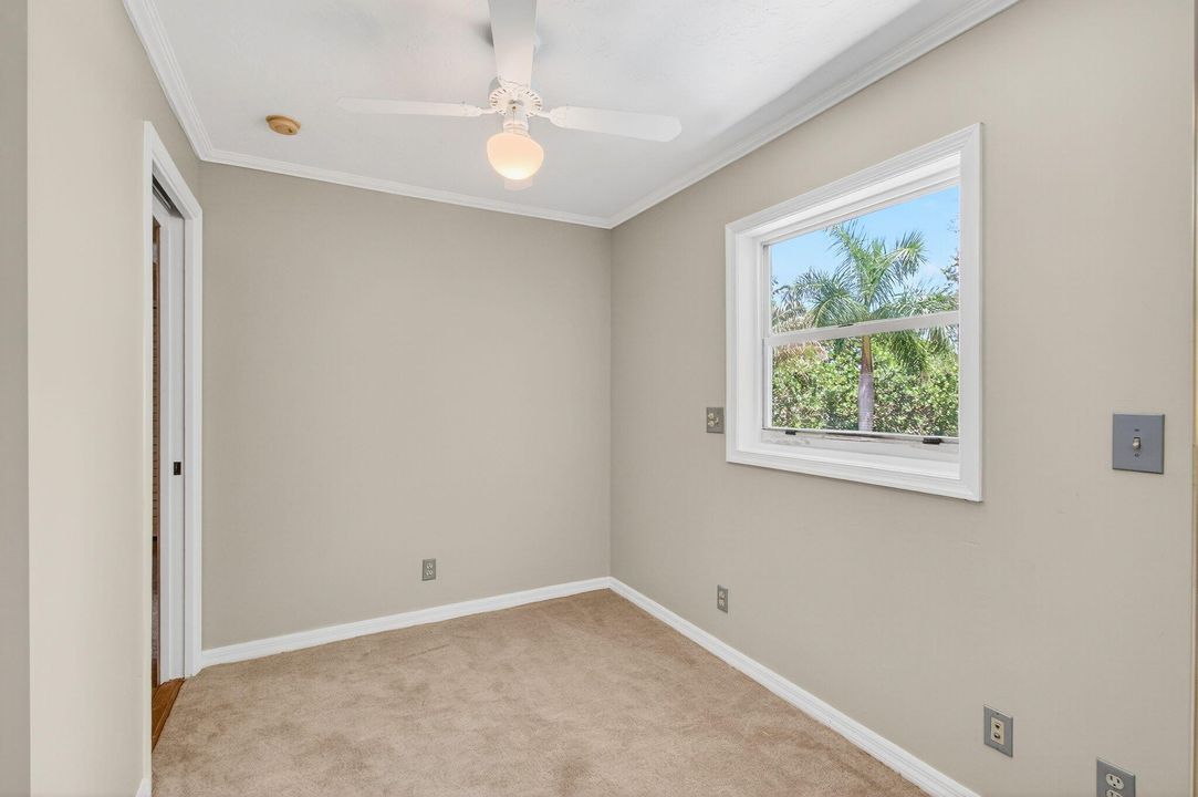 Под контрактом: $1,000,000 (4 спален, 4 ванн, 2480 Квадратных фут)