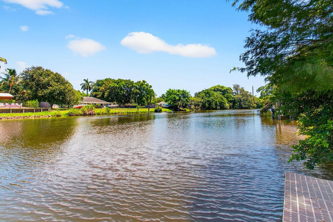 Под контрактом: $1,000,000 (4 спален, 4 ванн, 2480 Квадратных фут)