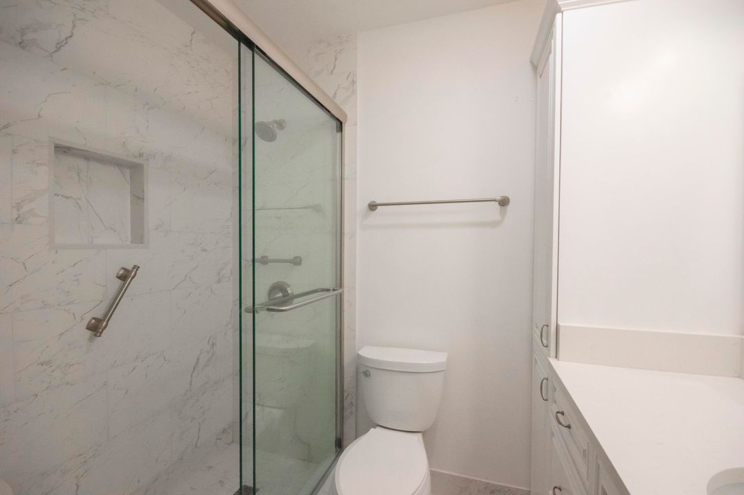 待售: $224,970 (2 贝兹, 2 浴室, 1251 平方英尺)