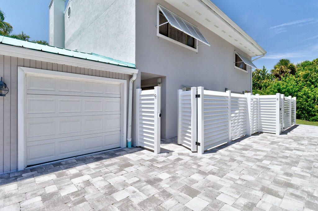 待售: $625,000 (2 贝兹, 1 浴室, 1676 平方英尺)