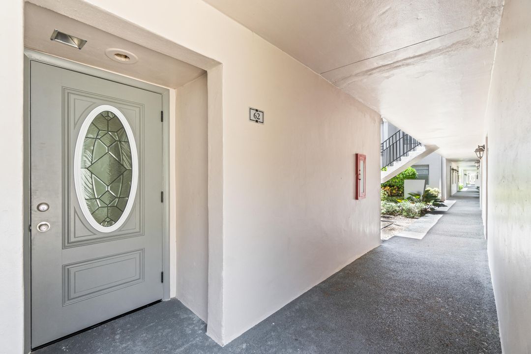 Под контрактом: $118,500 (1 спален, 1 ванн, 948 Квадратных фут)