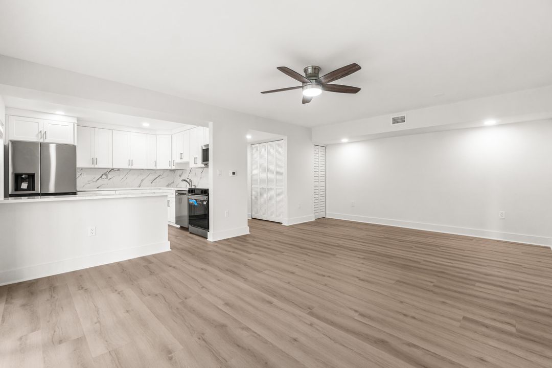 Под контрактом: $118,500 (1 спален, 1 ванн, 948 Квадратных фут)