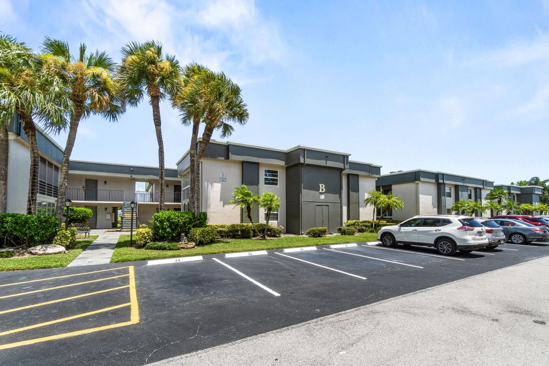 Под контрактом: $118,500 (1 спален, 1 ванн, 948 Квадратных фут)