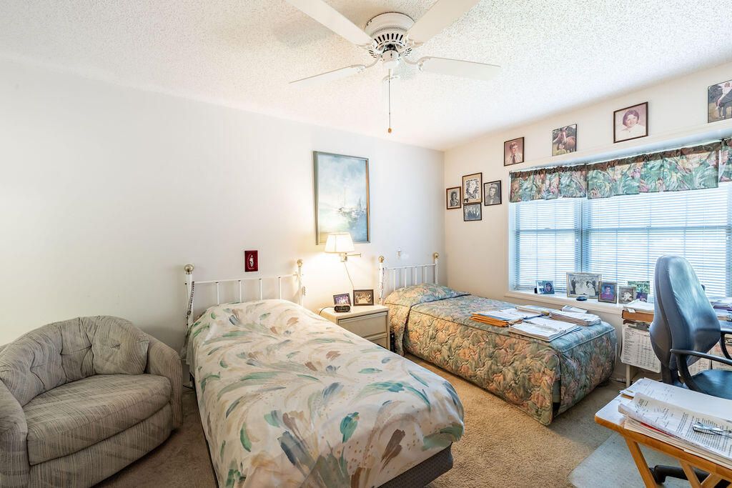 待售: $295,000 (2 贝兹, 2 浴室, 1540 平方英尺)