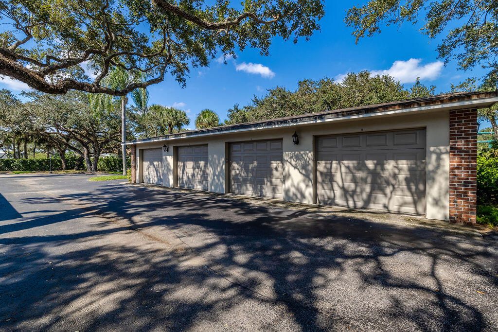 待售: $295,000 (2 贝兹, 2 浴室, 1540 平方英尺)