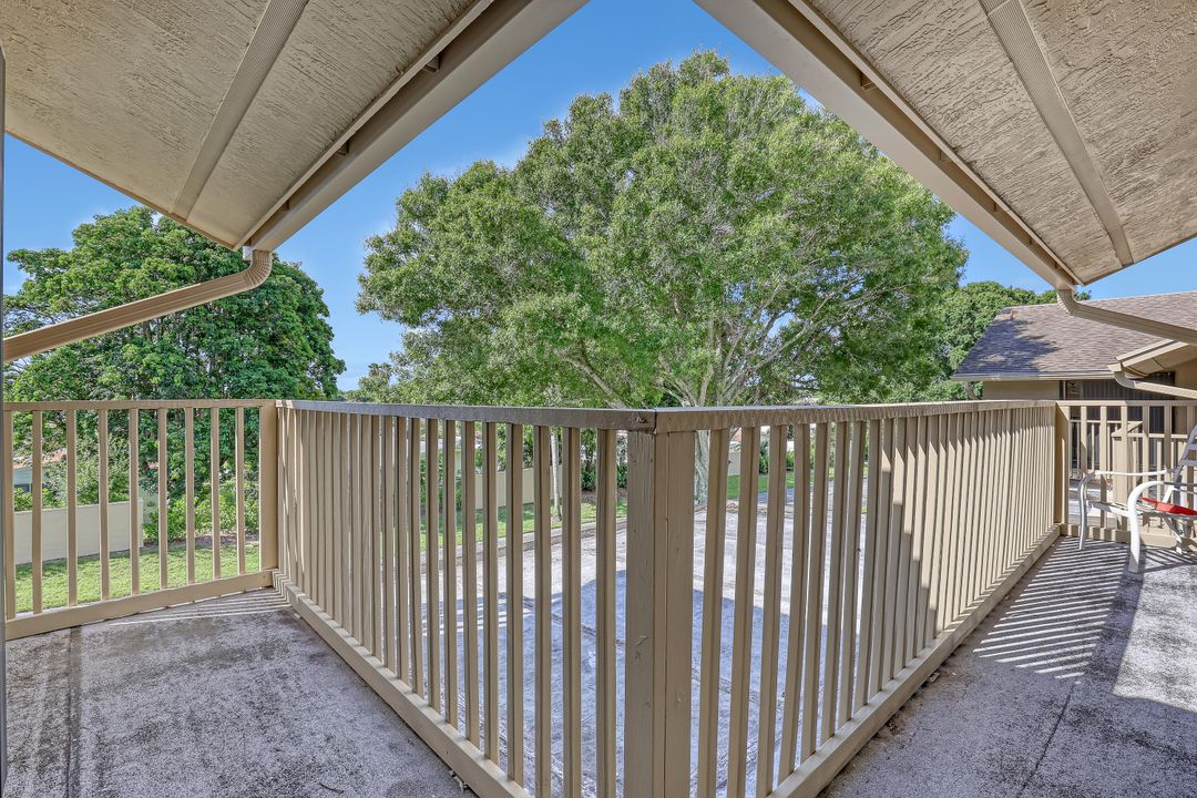 Под контрактом: $235,000 (2 спален, 2 ванн, 1384 Квадратных фут)