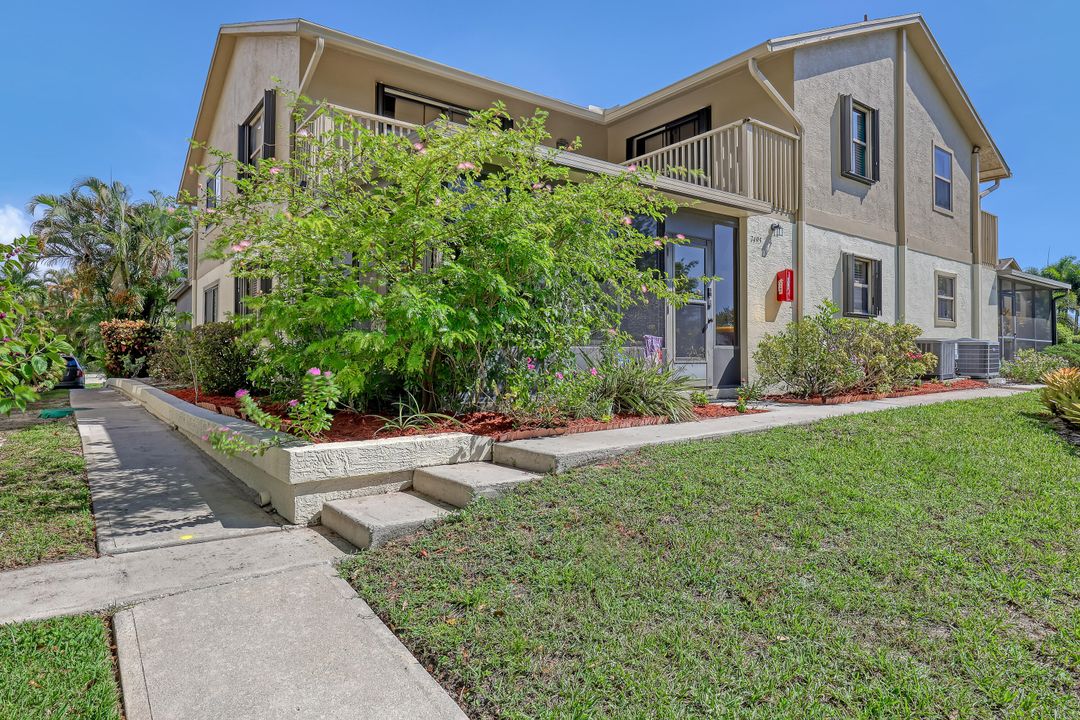 Под контрактом: $235,000 (2 спален, 2 ванн, 1384 Квадратных фут)