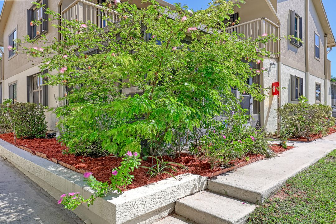 Под контрактом: $235,000 (2 спален, 2 ванн, 1384 Квадратных фут)