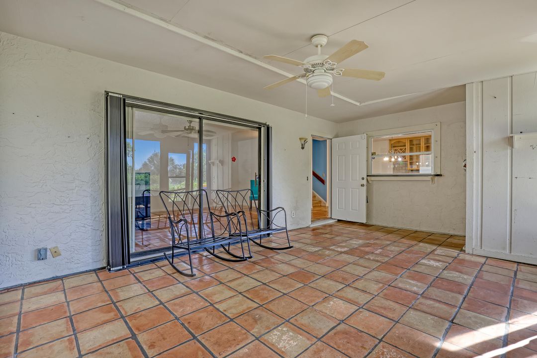 Под контрактом: $235,000 (2 спален, 2 ванн, 1384 Квадратных фут)