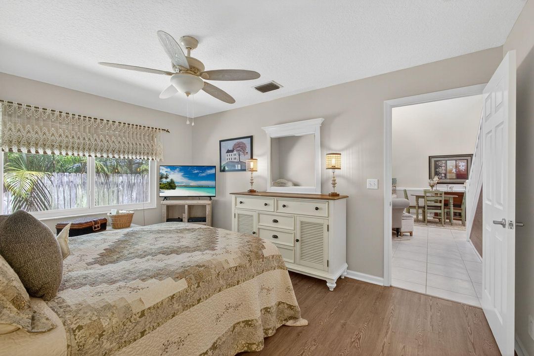 待售: $575,000 (3 贝兹, 2 浴室, 1637 平方英尺)