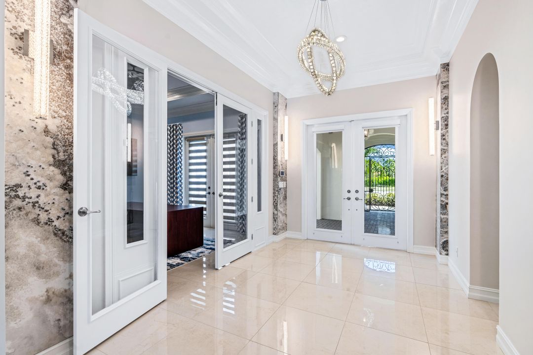 For Rent: $25,000 (4 beds, 5 baths, 3735 Square Feet)