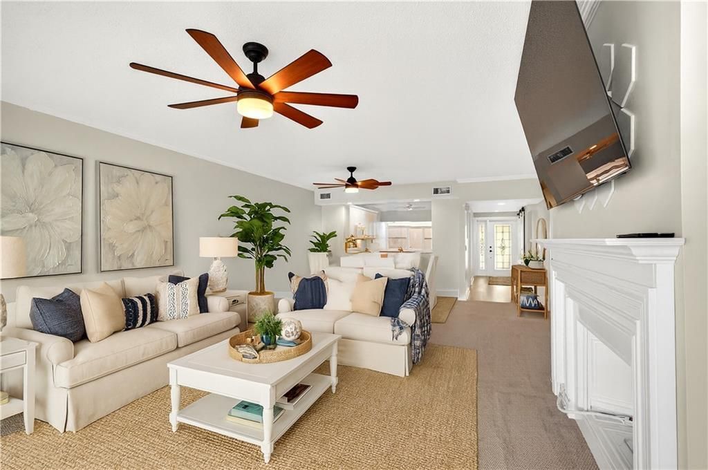 Active With Contract: $670,000 (2 beds, 2 baths, 1795 Square Feet)