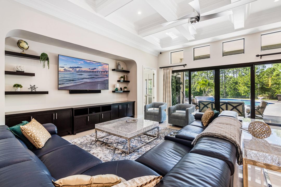 For Rent: $25,000 (4 beds, 5 baths, 3735 Square Feet)