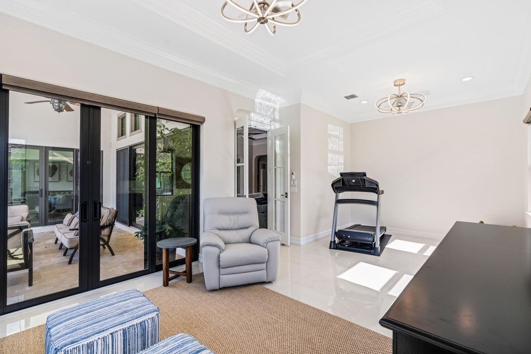 For Rent: $25,000 (4 beds, 5 baths, 3735 Square Feet)