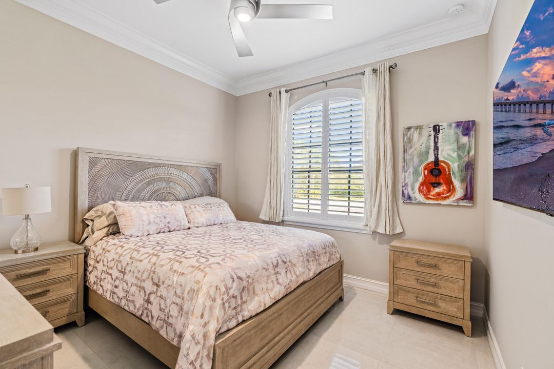 For Rent: $25,000 (4 beds, 5 baths, 3735 Square Feet)