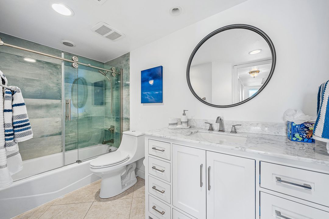 合同活跃: $9,000 (2 贝兹, 2 浴室, 1558 平方英尺)