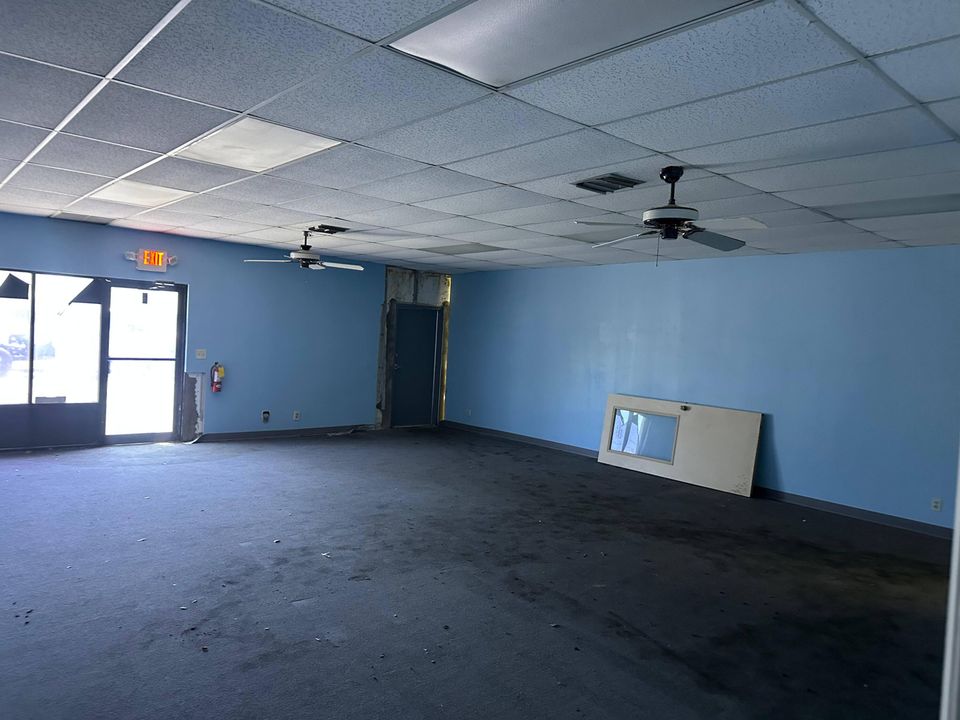 待售: $23 (0 贝兹, 0 浴室, 9000 平方英尺)