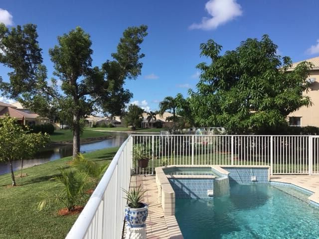 Active With Contract: $775,000 (5 beds, 5 baths, 3366 Square Feet)