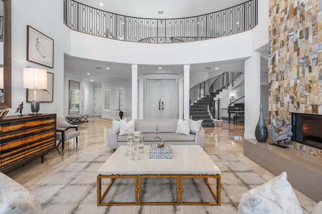 待售: $8,995,000 (6 贝兹, 6 浴室, 7557 平方英尺)